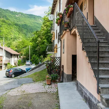 Prázdninový dům In Liguria Near Barbottina Forest